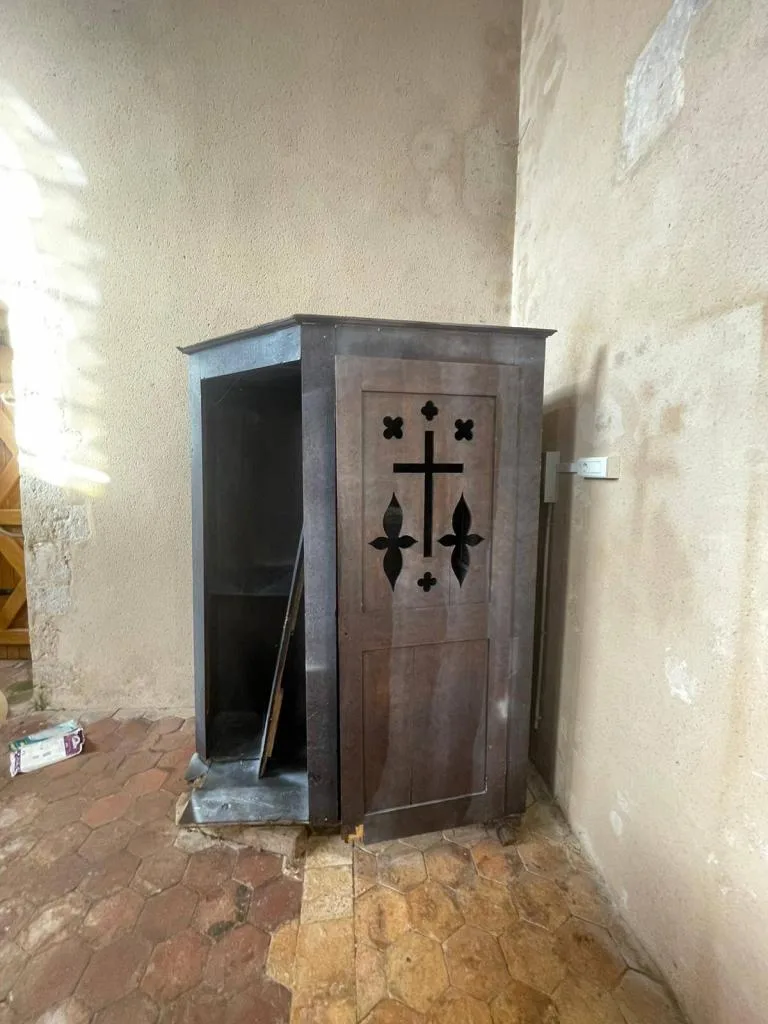 confessional